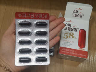 메이준뉴트리 슈퍼 크릴 오일58 1000mg x 30캡슐 — 4점을 준 리뷰어가 2020년 2월 올린 사용 사진
