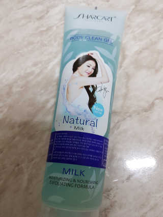 줌마들도 인정한 샤카트 페이스앤바디 필링젤 310ml — 2점을 준 리뷰어가 2018년 4월 올린 사용 사진