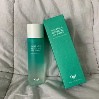오지아이 워터 밤 모이스처 스킨 에센스 180ml — 5점을 준 리뷰어가 2020년 1월 올린 사용 사진