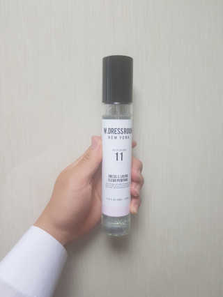 더블유드레스룸 신규향 드레스퍼퓸150ml — 4.33점을 준 리뷰어가 2018년 8월 올린 사용 사진
