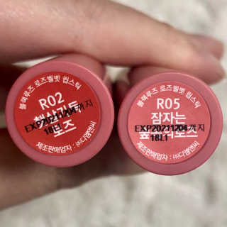 [블랙루즈] 로즈 벨벳 립스틱 택1+랜덤1 — 4점을 준 리뷰어가 2019년 1월 올린 사용 사진
