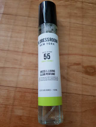 더블유드레스룸 신규향 드레스퍼퓸150ml — 4.67점을 준 리뷰어가 2018년 8월 올린 사용 사진
