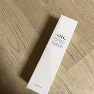 AHC 에이 에이치 씨 미니멀 10 워터리 에센스 — 4점을 준 리뷰어가 2018년 12월 올린 사용 사진
