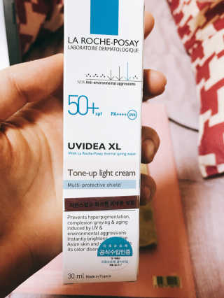 라로슈포제 유비데아 XL 톤업 라이트 크림 — 4점을 준 리뷰어가 2018년 4월 올린 사용 사진