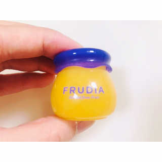 [후르디아] 블루베리 과즙 듬뿍 꿀과즙립밤 3개 세트 — 5점을 준 리뷰어가 2019년 11월 올린 사용 사진