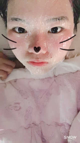 23years old 인쎄라 실프팅 쁘띠 마스크(5장) — 5점을 준 리뷰어가 2017년 5월 올린 사용 사진
