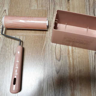 물로 씻어 쓰는 반영구 롤크리너 핸디 모노톤 에디션 — 4.5점을 준 리뷰어가 2019년 8월 올린 사용 사진