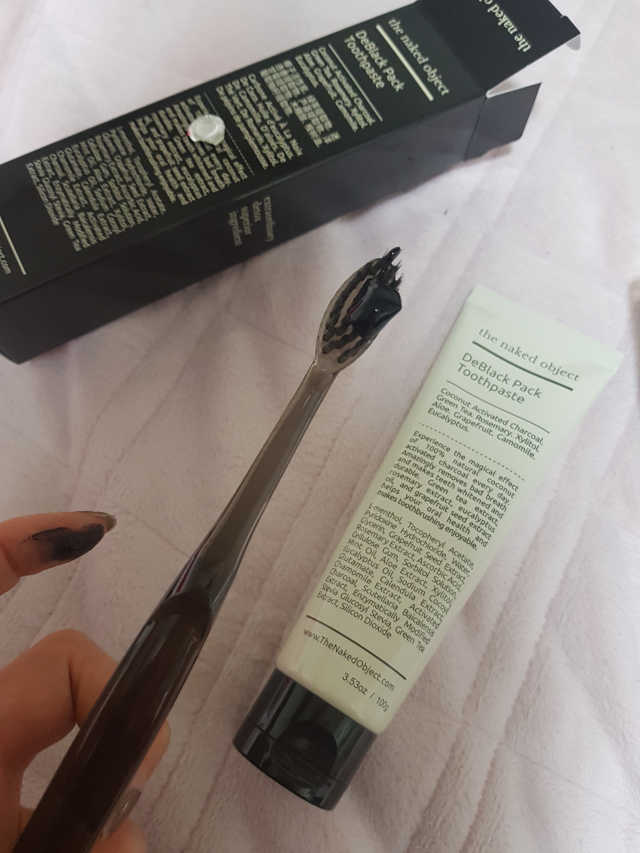 디블랙팩치약 디블랙칫솔 세트 리뷰 사진