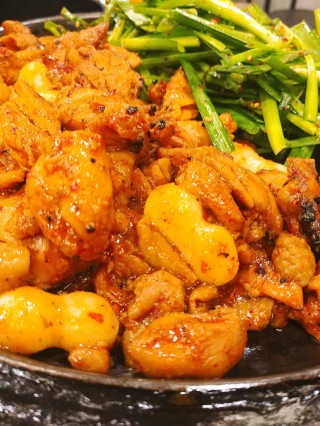 고향원조숯불닭갈비 [고향산천원조숯불닭갈비] 뼈없는 숯불닭갈비 2인세트 — 4.83점을 준 리뷰어가 2018년 9월 올린 사용 사진