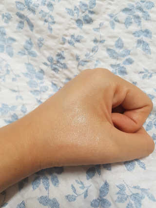 아이뽀 데일리 스킨딥 인텐시브 세럼 바이 싹 — 5점을 준 리뷰어가 2019년 8월 올린 사용 사진