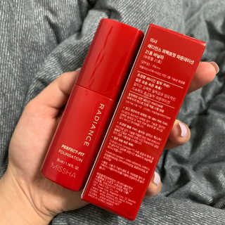 미샤 래디언스 퍼펙트핏 파운데이션 SPF30 PA++ — 4점을 준 리뷰어가 2020년 3월 올린 사용 사진