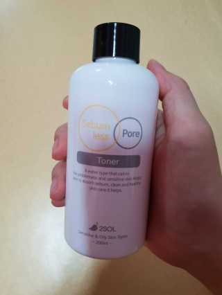 이솔화장품 이솔 세범 리스 포어 토너 200ml — 5점을 준 리뷰어가 2018년 8월 올린 사용 사진