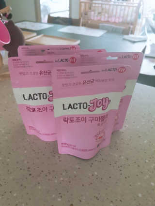 락토조이 구미젤리 복숭아맛 — 5점을 준 리뷰어가 2019년 8월 올린 사용 사진