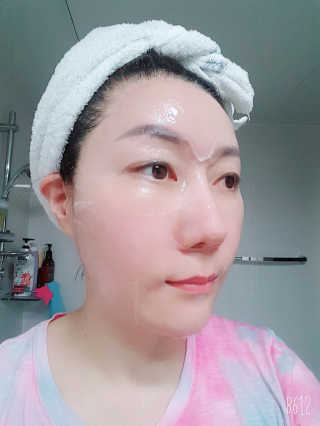 웰더마 사파이어 콜라겐 임팩트 에센셜 마스크 — 5점을 준 리뷰어가 2019년 8월 올린 사용 사진