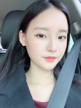 [블랙루즈] 에어 핏 벨벳 틴트3 택1+랜덤1 — 5점을 준 리뷰어가 2019년 3월 올린 사용 사진