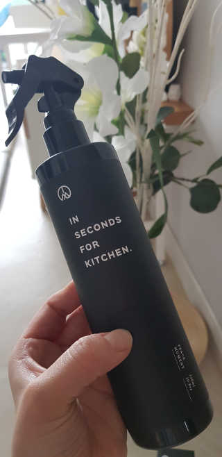 PEACE MOMENT 피스모먼트 인세컨즈포키친 320mL 천연살균소독제 — 4점을 준 리뷰어가 2019년 2월 올린 사용 사진