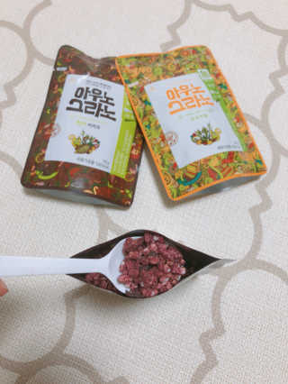 아우노그라노 오리지날, 진짜 베리, 진짜 카카오 — 4.83점을 준 리뷰어가 2018년 6월 올린 사용 사진