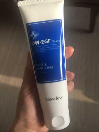 초미세먼지 OUT 이지듀 DW-EGF 더블휩폼 — 5점을 준 리뷰어가 2018년 4월 올린 사용 사진