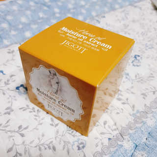 지고트 마유 모이스처 크림 70ml — 3.5점을 준 리뷰어가 2019년 4월 올린 사용 사진