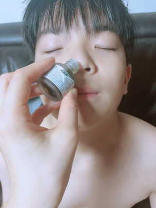 아로마피츠 나튜로덤[트러블 스팟 앰플] — 5점을 준 리뷰어가 2019년 8월 올린 사용 사진