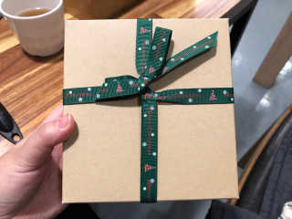 0.8L 마케팅팀 [EVENT] 출석왕에겐 깜짝 선물이♡ 크리스마스 이벤트 — 1점을 준 리뷰어가 2020년 1월 올린 사용 사진