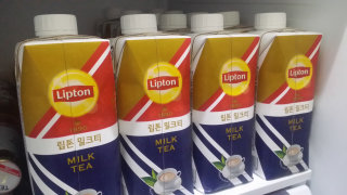 립톤 아이스티 립톤 밀크티 — 5점을 준 리뷰어가 2016년 7월 올린 사용 사진