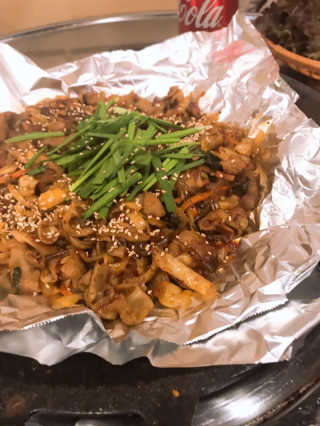 곱창을 요리하는 남자 [곱창을요리하는남자 상수] 곱창or막창 2인분+음료1병 — 4.33점을 준 리뷰어가 2018년 11월 올린 사용 사진