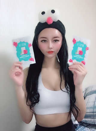 비알티씨 V10 파우더 클렌징 티백 2종 — 5점을 준 리뷰어가 2019년 3월 올린 사용 사진