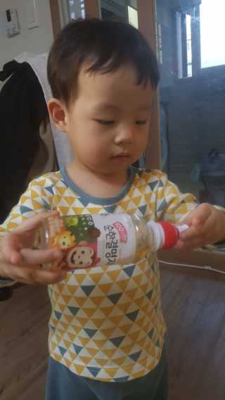 웅진식품 코코몽 어린이 순한결명자 200mL x 24페트 — 5점을 준 리뷰어가 2018년 4월 올린 사용 사진
