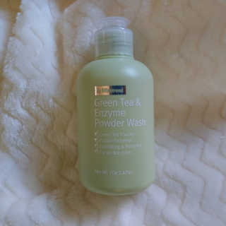 바이 위시트랜드 Green Tea Powder Wash — 5점을 준 리뷰어가 2017년 12월 올린 사용 사진