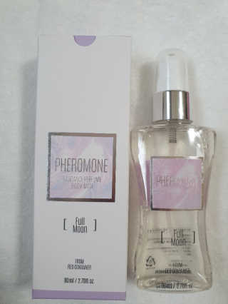 레드컨테이너 페로몬향 퍼퓸 바디미스트 80ml — 5점을 준 리뷰어가 2020년 2월 올린 사용 사진