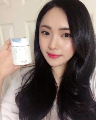바노바기 코스메틱 바노 잇츠 리얼 화이트닝 데이 & 나이트 크림 — 3.33점을 준 리뷰어가 2017년 5월 올린 사용 사진