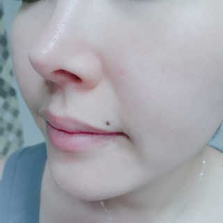 한스킨 클렌징 오일 앤 블랙헤드 — 4.67점을 준 리뷰어가 2018년 8월 올린 사용 사진