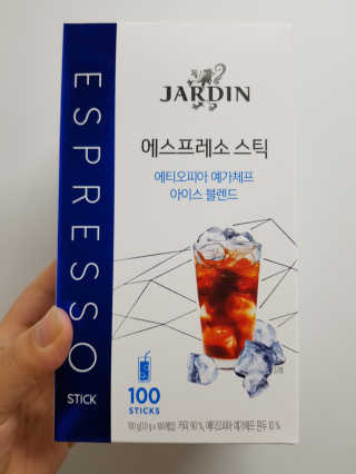 (주)쟈뎅 [쟈뎅] 에스프레소스틱 아이스블렌드 — 5점을 준 리뷰어가 2019년 5월 올린 사용 사진