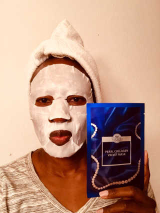 Pearl Collagen Velvet Mask 1 BOX by YVESOM — 5점을 준 리뷰어가 2019년 2월 올린 사용 사진