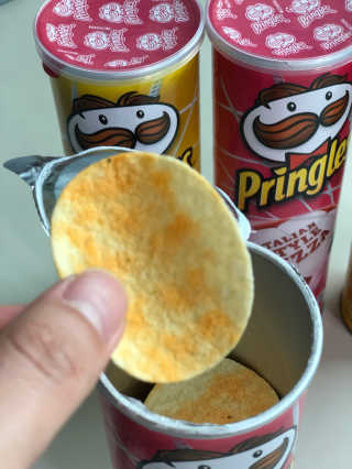 프링글스 브라질리안 BBQ, 이탈리안 PIZZA — 5점을 준 리뷰어가 2018년 5월 올린 사용 사진
