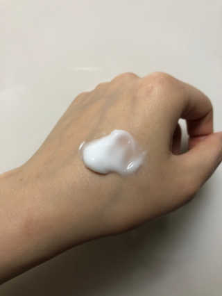 지고트 비타솔루션12 퍼밍 앰플 크림 100ml — 5점을 준 리뷰어가 2019년 7월 올린 사용 사진