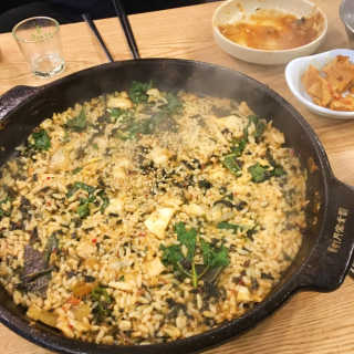 [대성이네_신촌] 깻잎큰닭찜 한마리+사리 中 택2 set — 5점을 준 리뷰어가 2019년 2월 올린 사용 사진