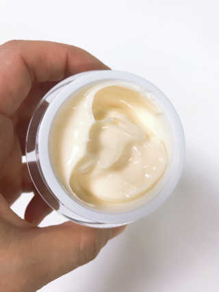 카미안느 프랑스콜라겐크림 — 5점을 준 리뷰어가 2018년 5월 올린 사용 사진