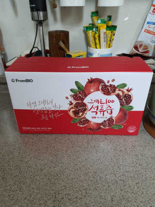 프롬바이오 오직 석류만 [그대로100 석류즙] 하루 1포로 건강하게 — 5점을 준 리뷰어가 2020년 3월 올린 사용 사진