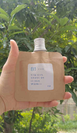톤28 유기농 블루라이트 방어 UV 차단거리 건성용 B1 — 4점을 준 리뷰어가 2019년 6월 올린 사용 사진