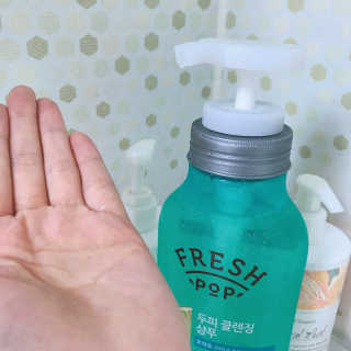 프레시팝 그린허브 레시피 샴푸 — 5점을 준 리뷰어가 2018년 4월 올린 사용 사진