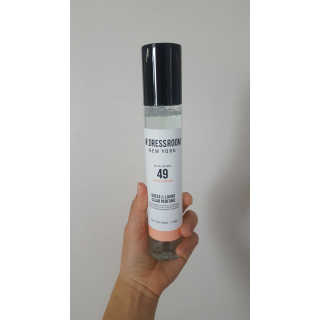 더블유드레스룸 드레스퍼퓸 150ml — 4.33점을 준 리뷰어가 2018년 6월 올린 사용 사진
