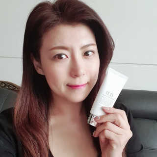 지고트 선프로텍트 비비크림 50ml — 4.5점을 준 리뷰어가 2019년 6월 올린 사용 사진