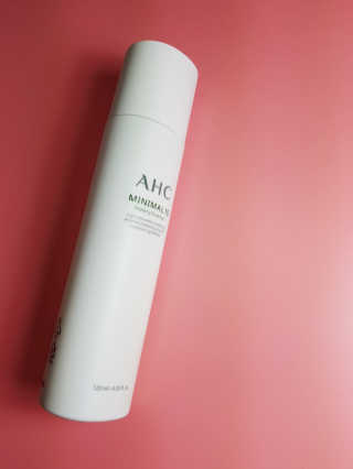 AHC 에이 에이치 씨 미니멀 10 워터리 에센스 — 5점을 준 리뷰어가 2018년 12월 올린 사용 사진