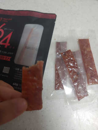 네이처오다 프리미엄 돈육포 64육포 — 5점을 준 리뷰어가 2020년 1월 올린 사용 사진