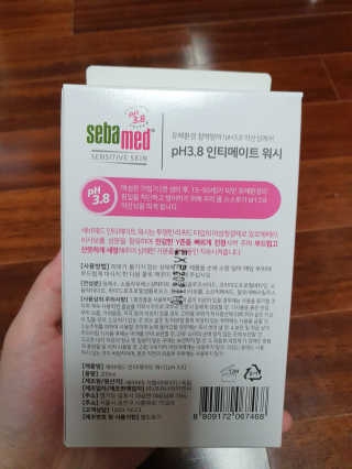 세바메드 인티메이트 워시 pH3.8 - 여성청결제 — 4점을 준 리뷰어가 2019년 10월 올린 사용 사진