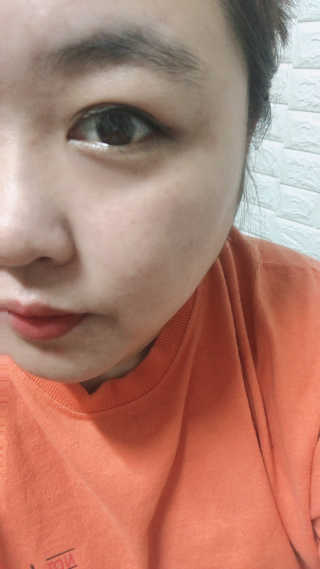 끈적임없는 즉각흡수 아미모네 바다페이셜오일 — 5점을 준 리뷰어가 2019년 12월 올린 사용 사진