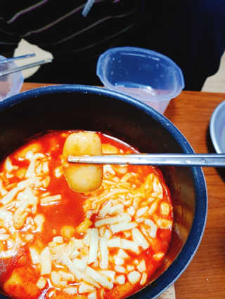 미쓰리떡볶이 just 10 min 패키지 — 4.83점을 준 리뷰어가 2018년 5월 올린 사용 사진