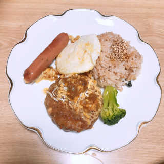 후쿠오카함바그 눈꽃치즈 데미그라스 함박스테이크 240g x3팩 — 5점을 준 리뷰어가 2019년 11월 올린 사용 사진